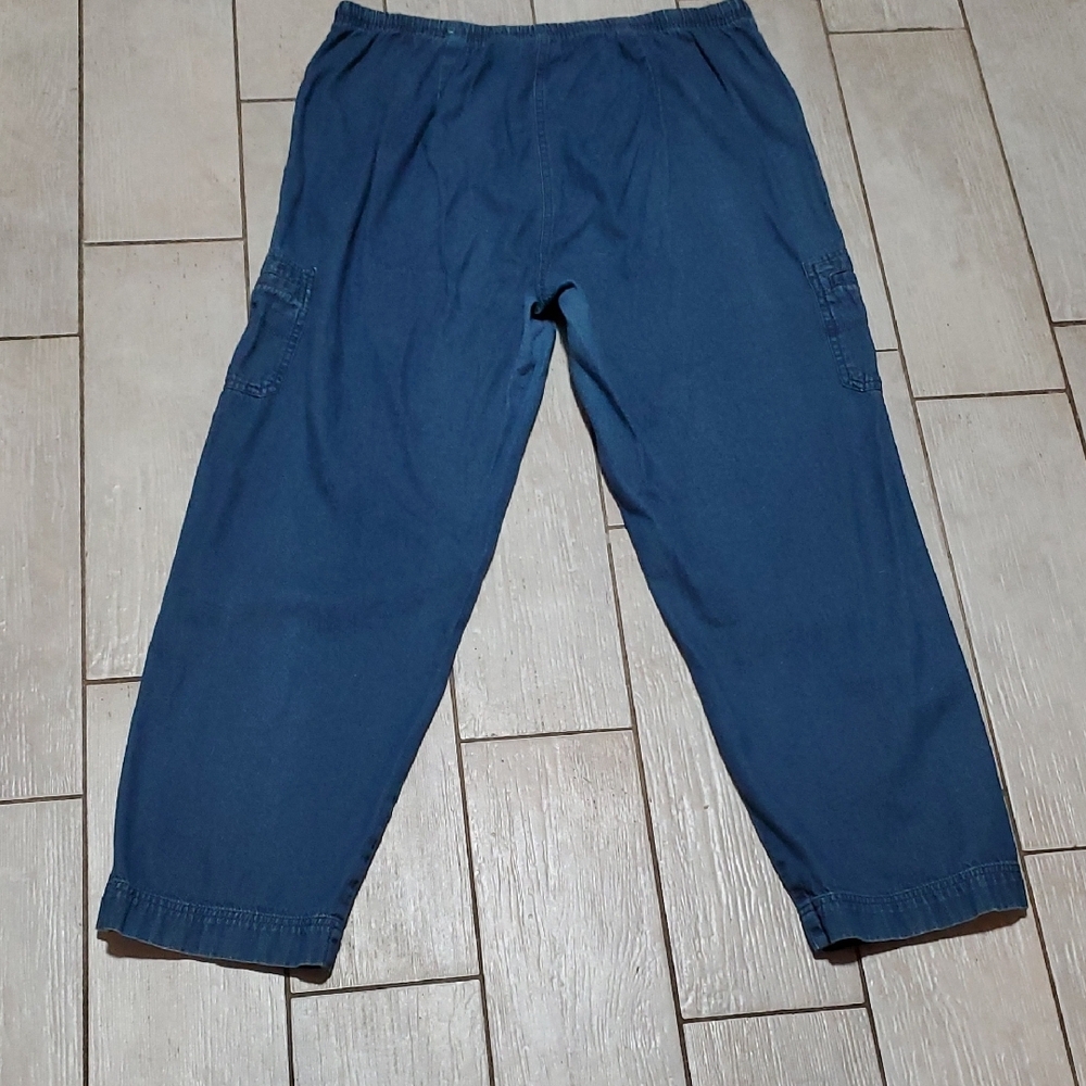 Mountain Lake Jeans - Women's XL, Straight Leg, Medium Blue Wash - Picture 3 of 3